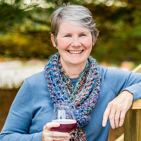 laura lodge headshot for mentor of the year award